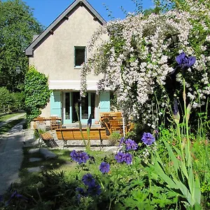 https://la-grange-au-bois.midi-pyreneeshotels.com